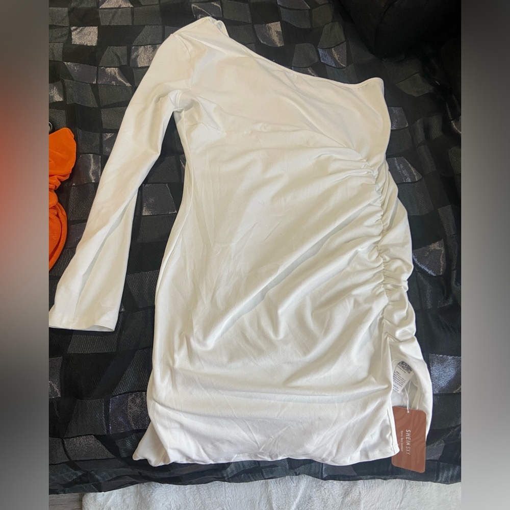 It white dress season